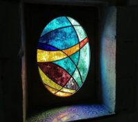 artisanal stained glass windows in Montpellier