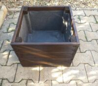handmade garden furniture in Montpellier, France